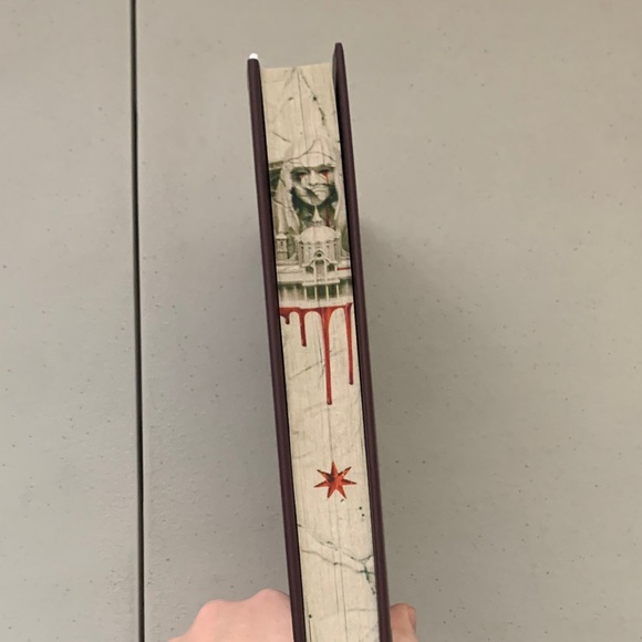 Seven Faceless Saints Fairyloot Edition Signed Hardcover Book - Picture 4 of 10